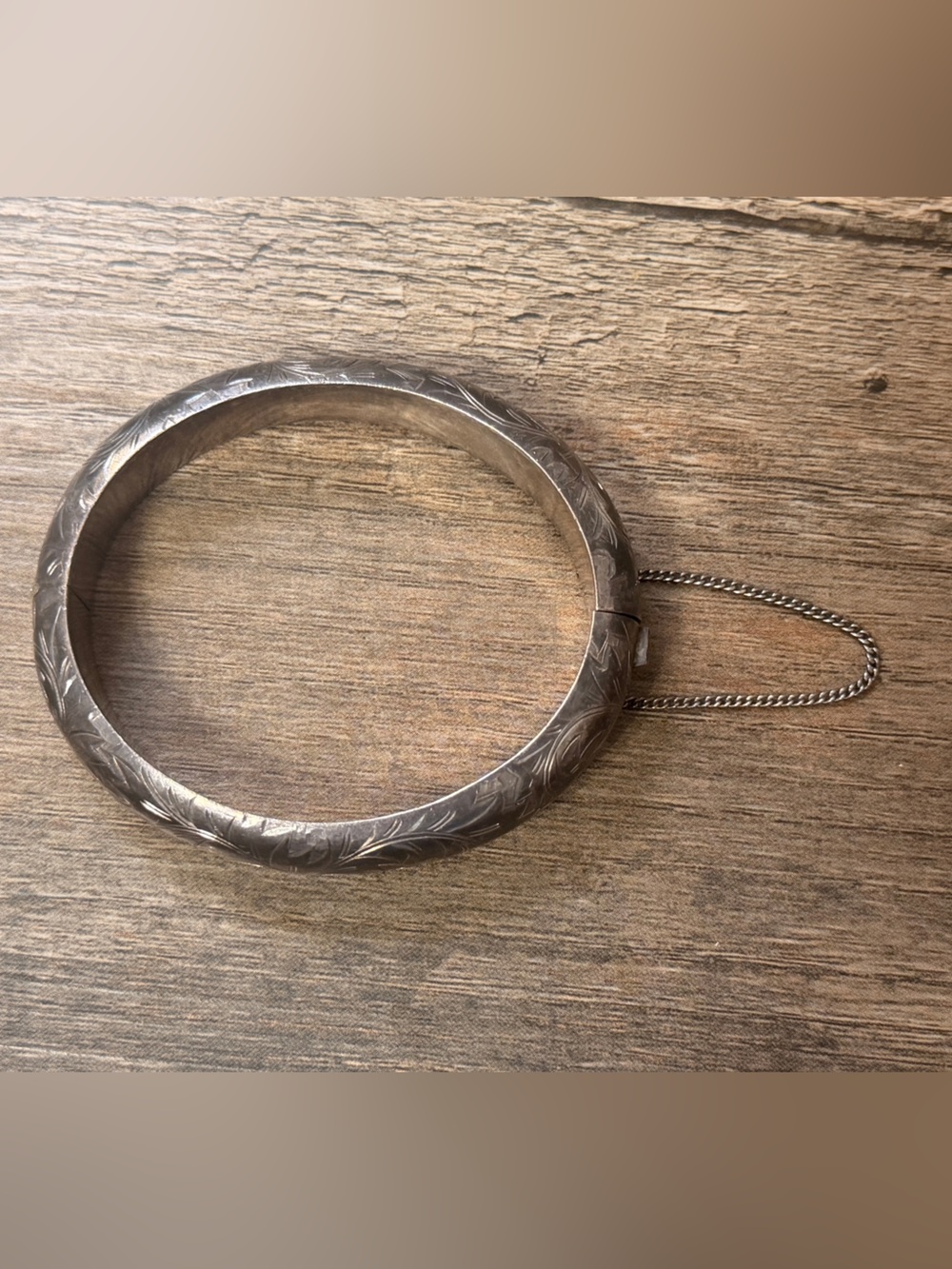 Sterling   Silver Vintage Floral Vine Etched  Bangle Bracelet